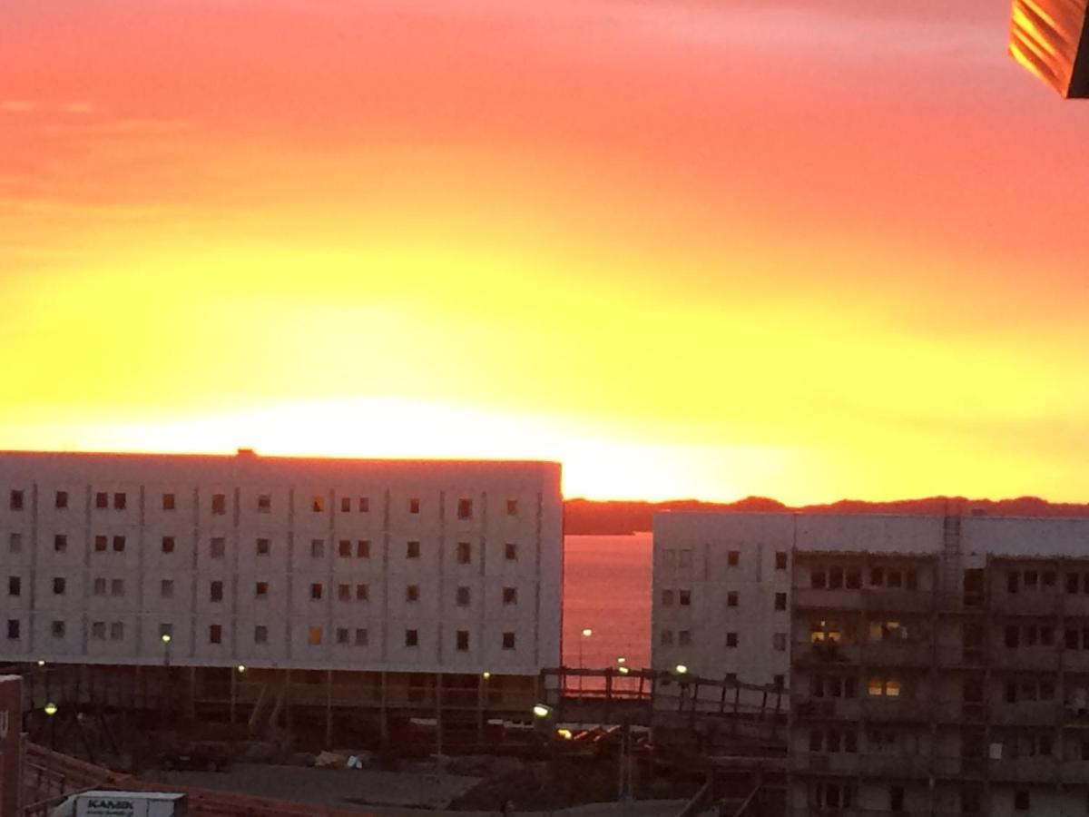 Nuuk Hotel Apartments By Hhe Exteriér fotografie